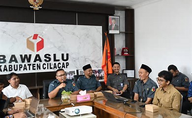Bawaslu Cilacap: Pengawas Pemilu yang Selalu Ada untuk Kehidupan Warga